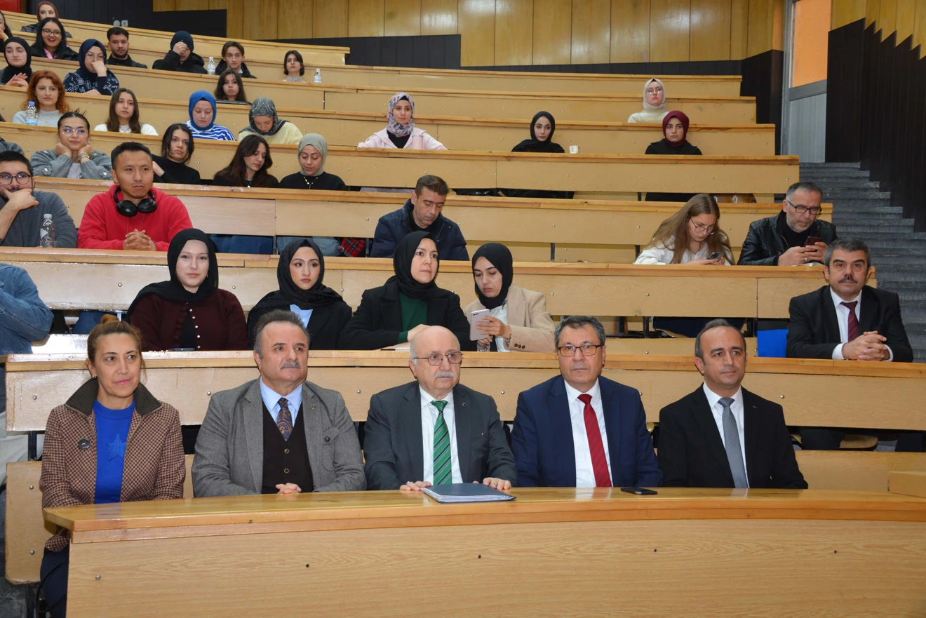 Selçuk Üniversitesi Edebiyat Fakültesinde “Kültür ve Edebiyatımızda Mevlana” anlatıldı